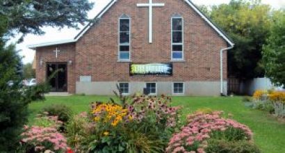 Westmount United Church Donates to Room for a Child